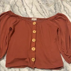 Off the shoulder crop